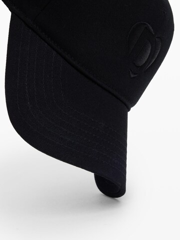 Desigual Keps i svart