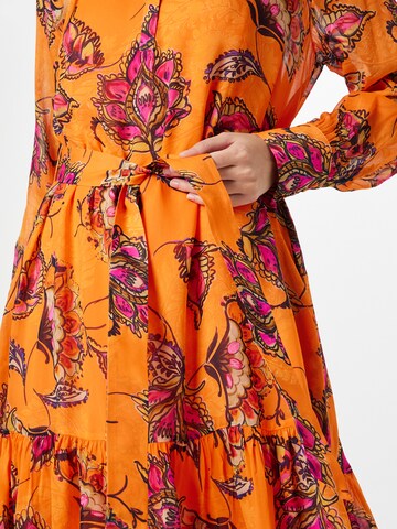 LIEBLINGSSTÜCK - Vestido camisero 'Etje' en naranja