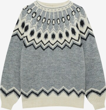 Pull&Bear Sweater in Grey: front