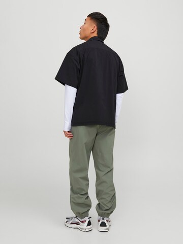 juoda JACK & JONES Patogus modelis Marškiniai 'Altitude'