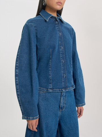 EDITEDBluza 'Guya' - plava boja