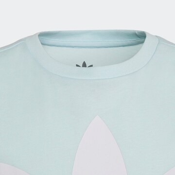 ADIDAS ORIGINALS - Camiseta 'Trefoil' en azul