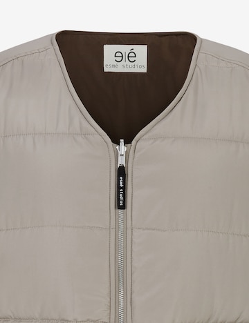 Gilet 'Kinsley' Esmé Studios en beige