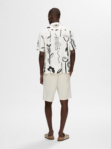 SELECTED HOMME - Ajuste confortable Camisa en blanco