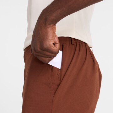 new balance Regular Broek in Bruin