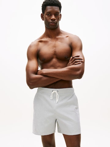 Shorts de bain TOMMY HILFIGER en gris : devant