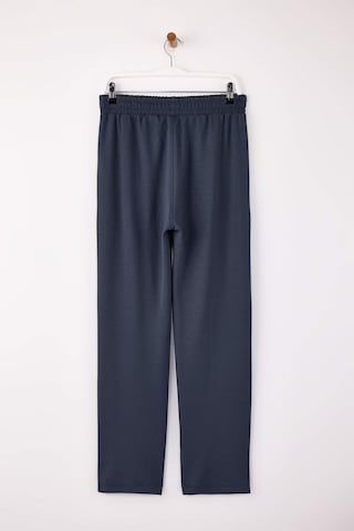 Trendyol - regular Pantalón en azul