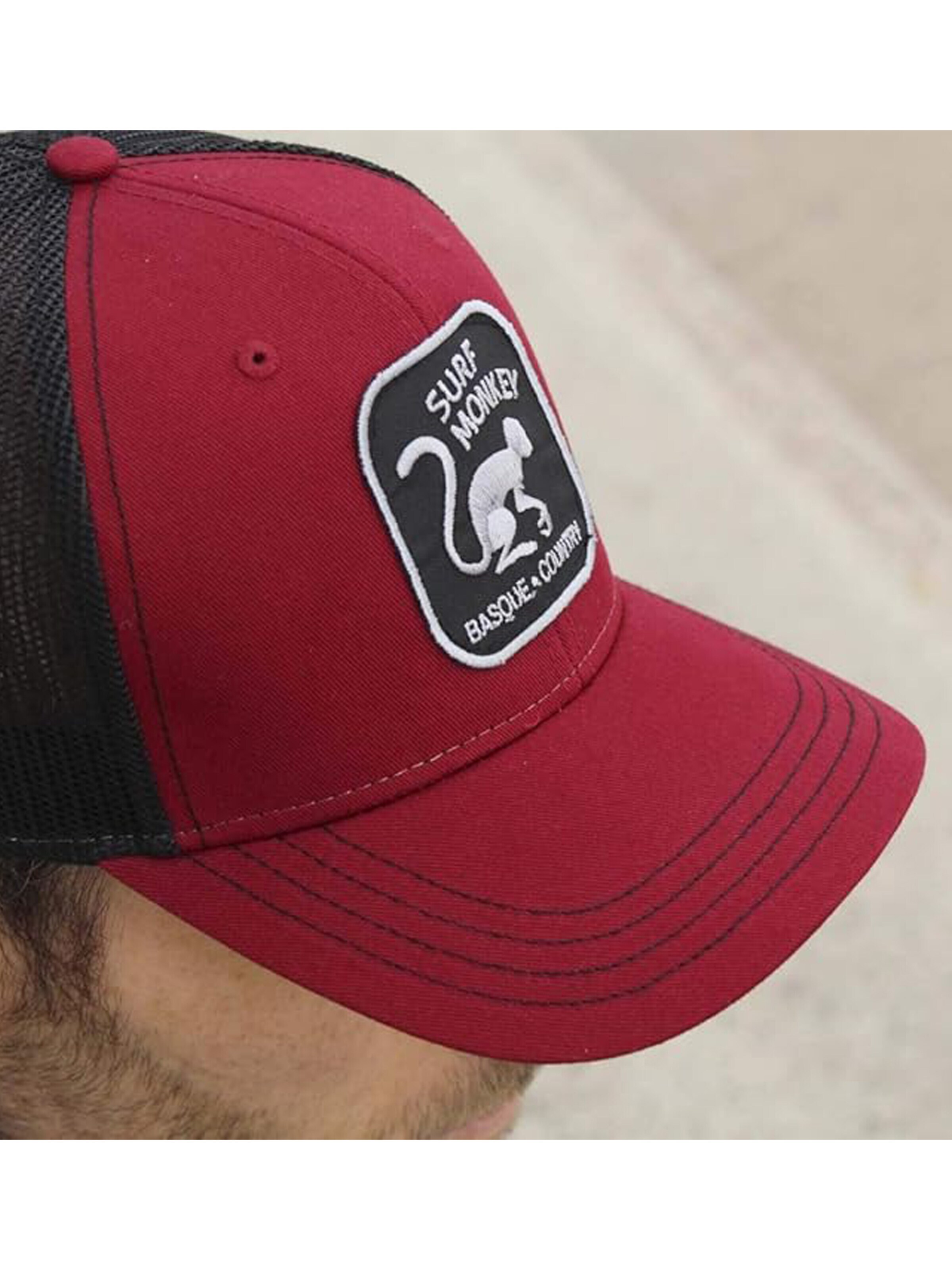 Surf Monkey - Boné em vermelho
