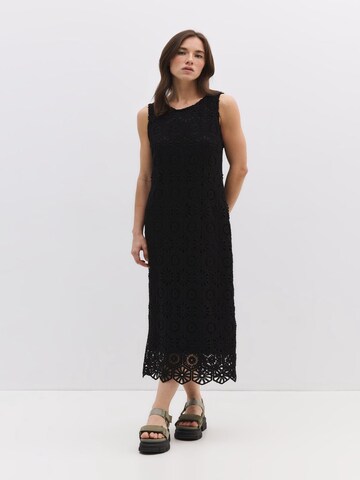 No Matter What Kleid in Schwarz: Vorderseite