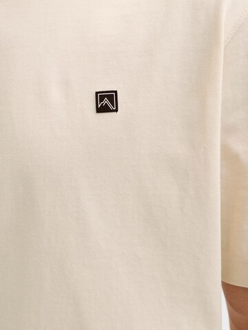 JACK & JONES Bluser & t-shirts 'JJAW25' i beige