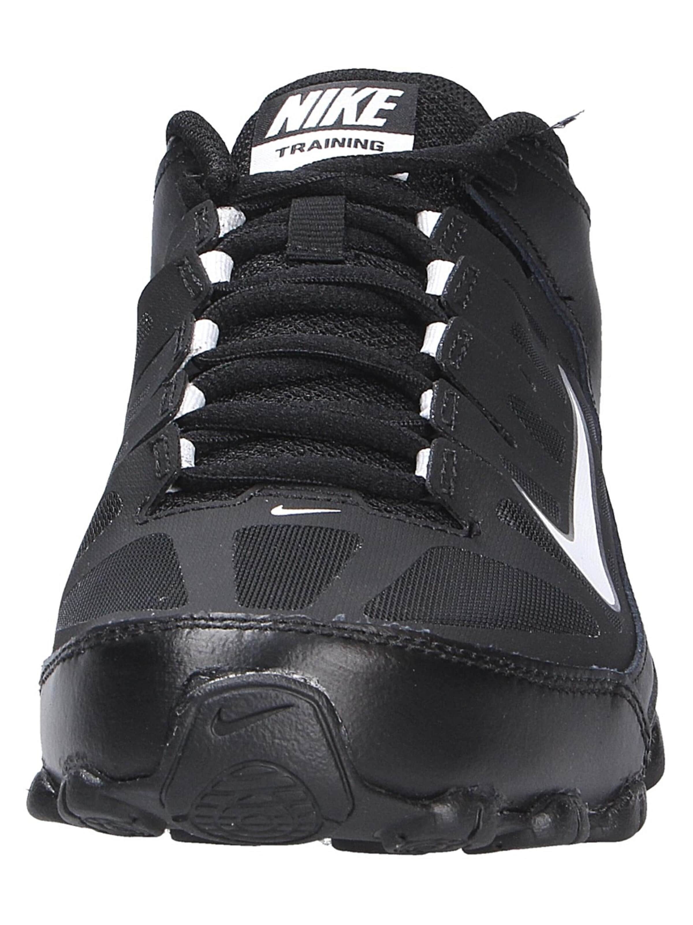 Chaussure de sport 'Reax 8' NIKE en noir