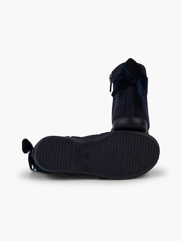 Pisamonas - Bota em azul