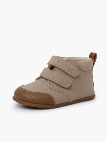 Stivale di Pisamonas in beige: frontale