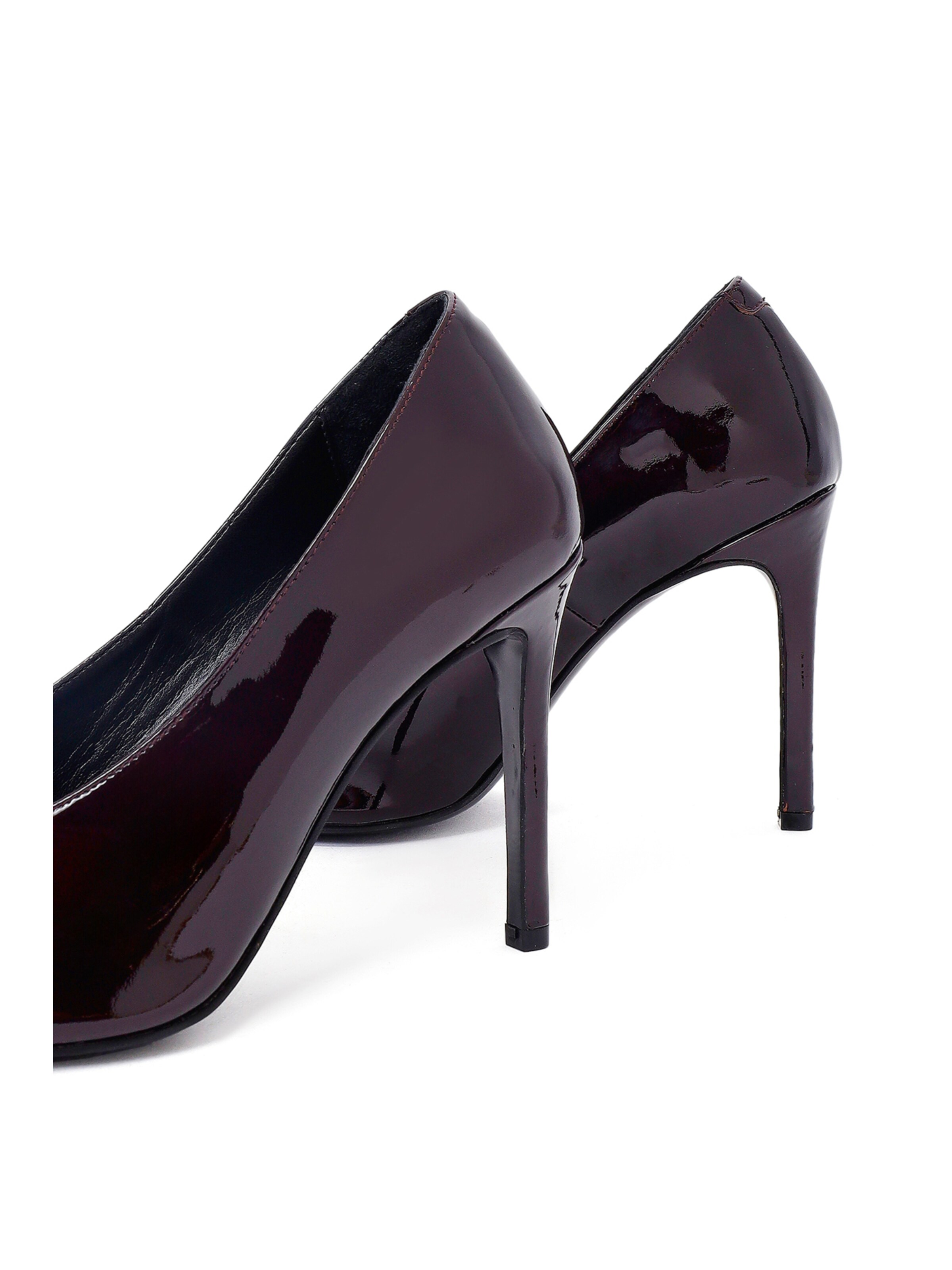 Derimod Pumps in Rot