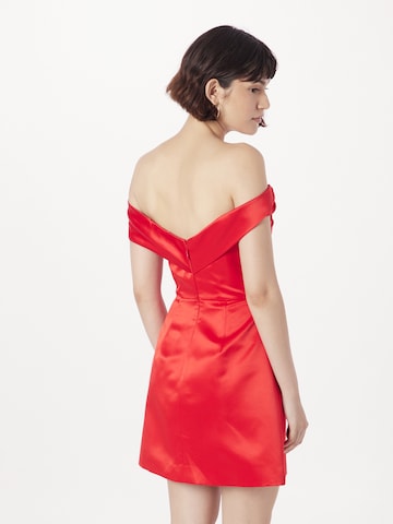 Robe de cocktail 'Alinta' Jarlo en rouge