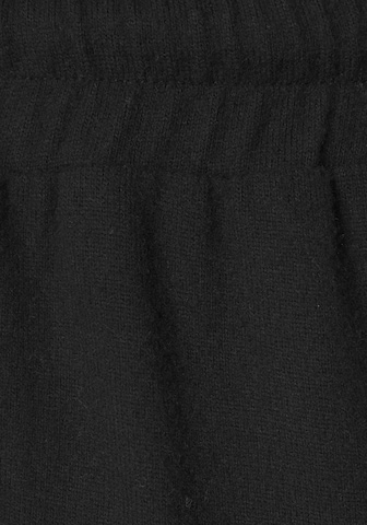 LASCANA Pajama Pants in Black