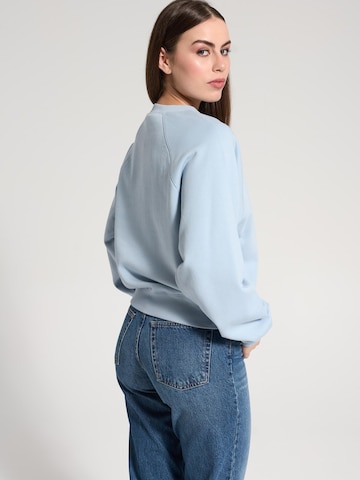 NOWIHT Sweatshirt 'Elowen' i blå