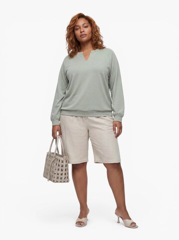 Sweat-shirt 'CARLISE' ONLY Carmakoma en vert