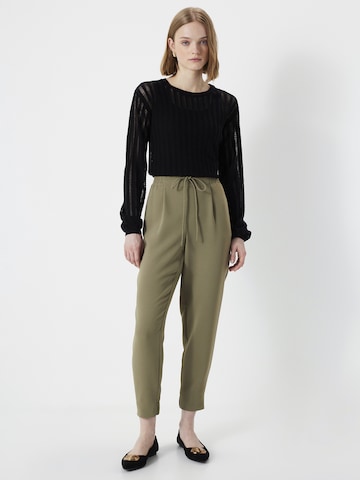 Ipekyol Tapered Pleat-Front Pants in Green