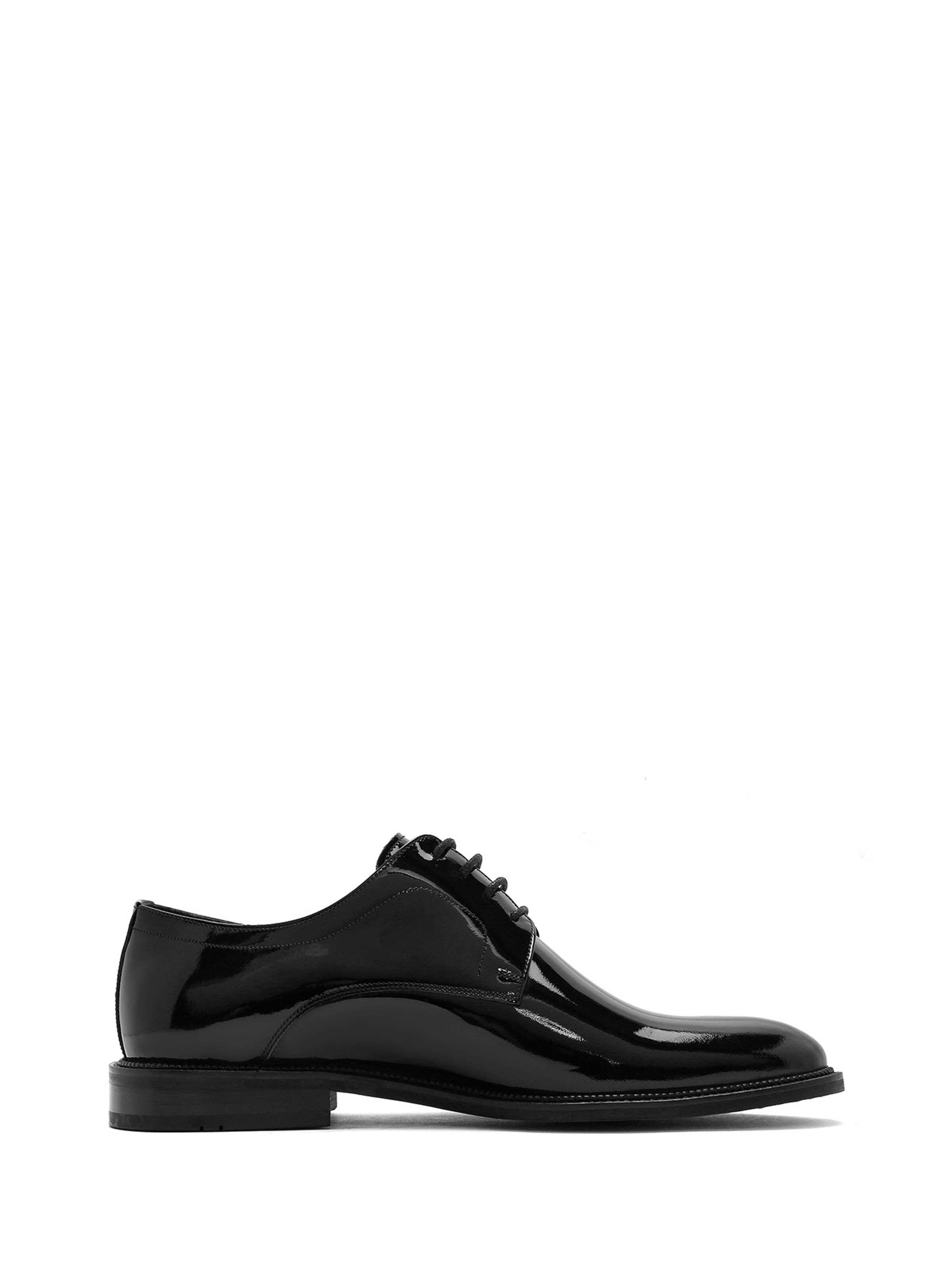 Scarpa stringata 'Lace-up' di Derimod in nero