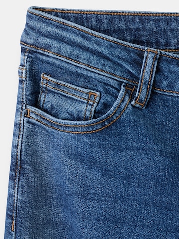 MANGO TEEN - Pierna ancha Vaquero 'Kim' en azul