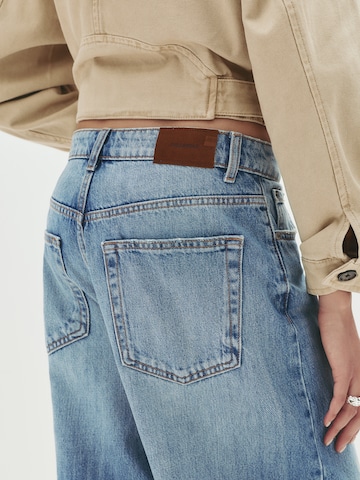 Pull&Bear Baggy Jeans in Blauw