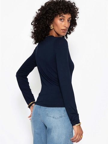 Maglietta di SASSYCLASSY in blu