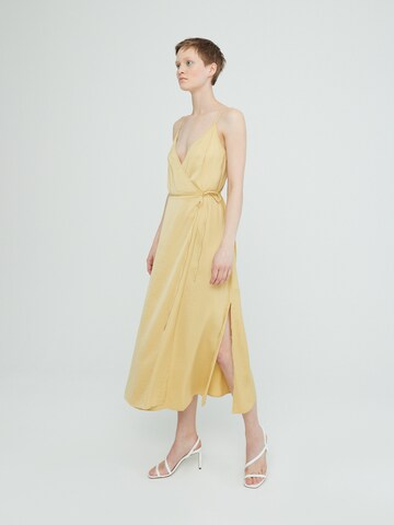 Robe 'Roslyn' EDITED en jaune : devant