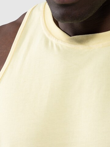 T-Shirt 'Armando' Smilodox en jaune