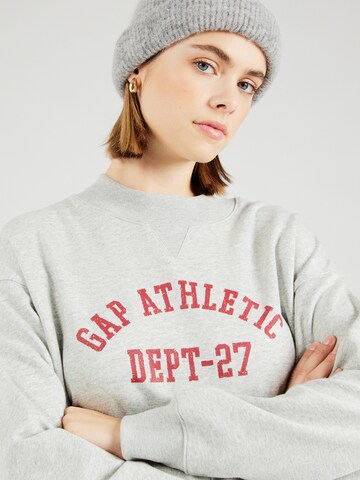 GAP Sweatshirt i grå