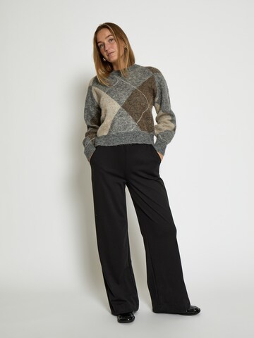 Loosefit Pantaloni 'Kendall' di Peppercorn in nero