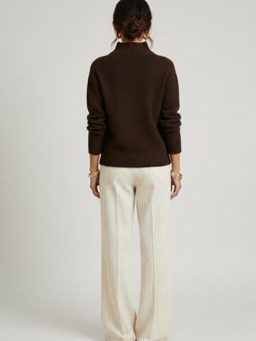 Pull-over 'Gabriella' WEARABLE STORIES en marron