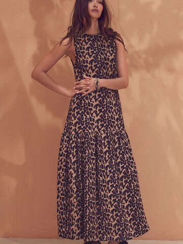 Robe Next en marron