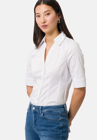 Camicia da donna di zero in bianco: frontale