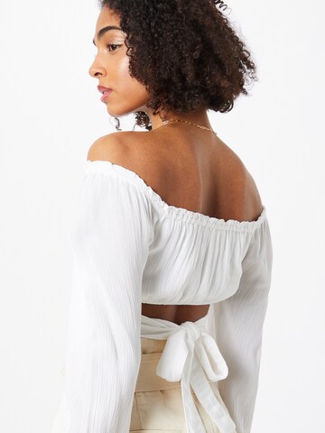 HOLLISTER Bluza | bela barva