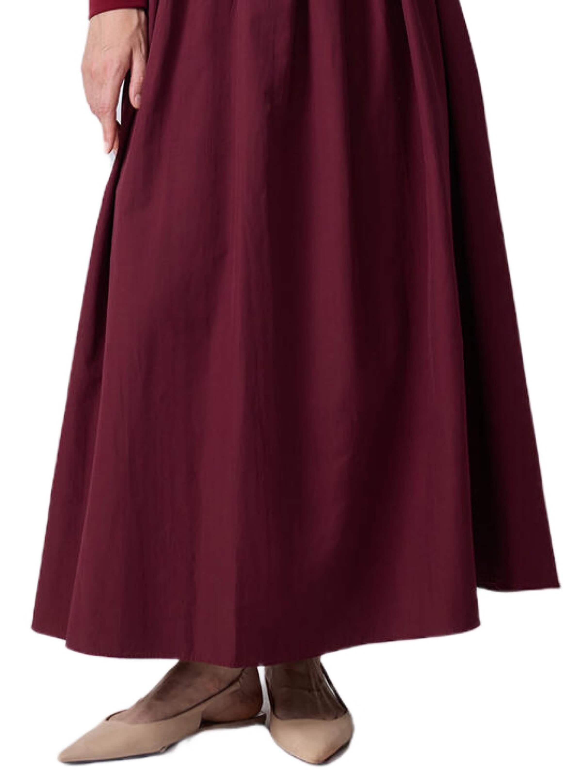Touche Prive Dress in Red: front