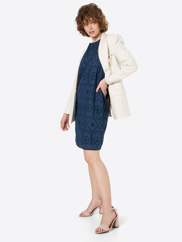 Rochie de la s.Oliver pe albastru