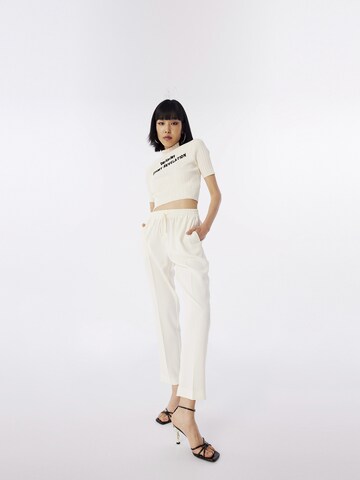 Twist Regular Pleated Pants in Beige