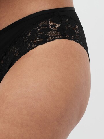 Next Slip in Zwart