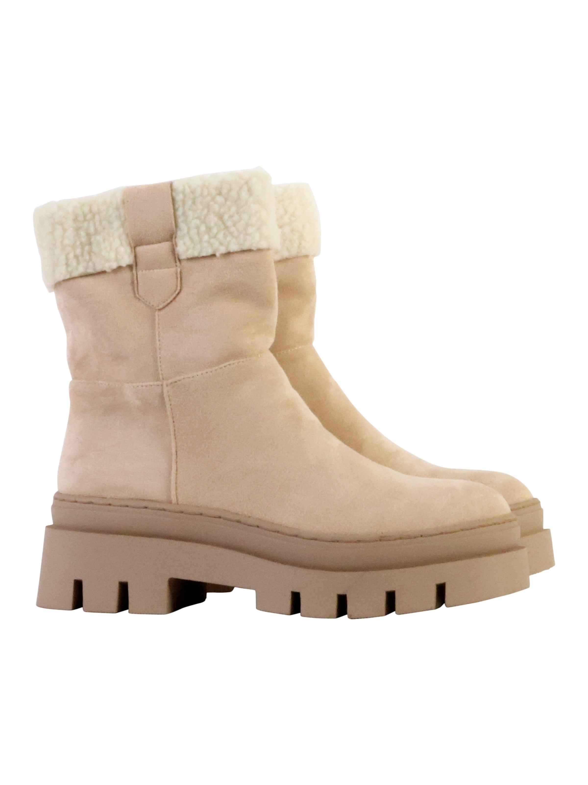 Ankle boots di The Divine Factory in beige