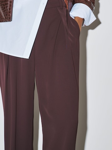 Next Wide Leg Hose in Rot