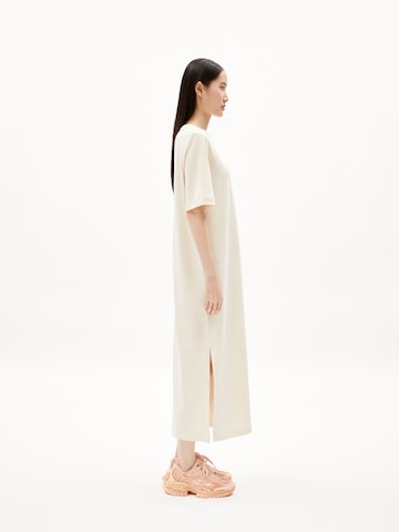 Robe ARMEDANGELS en beige