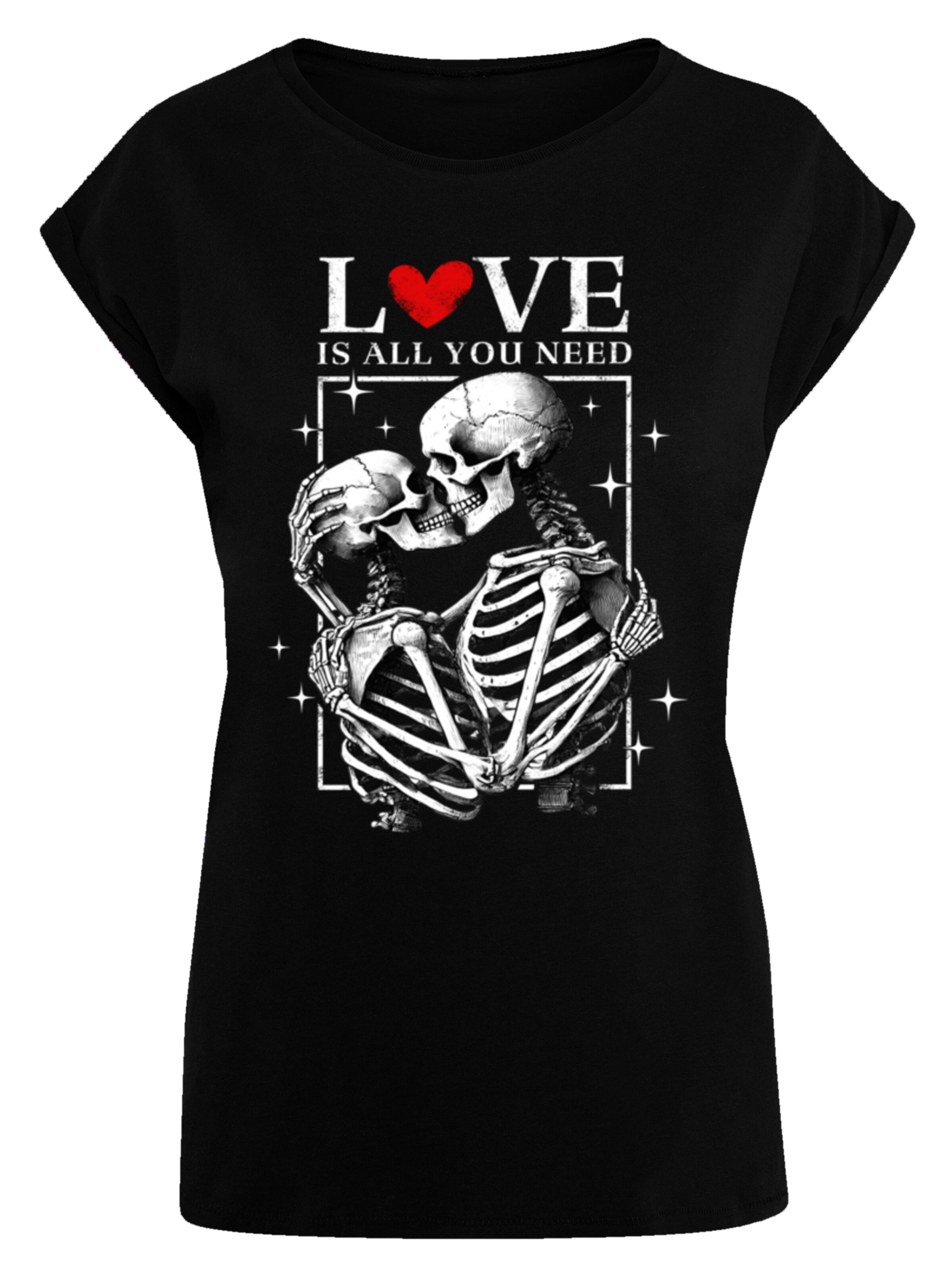 F4NT4STIC Shirt 'Love Is All You Need' in Zwart: voorkant