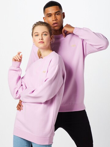 PARI Sweatshirt 'Romy' in Roze: voorkant