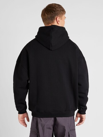 Pequs - Sweatshirt em preto