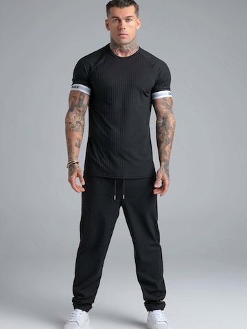 Maglietta 'Tech' di SikSilk in nero: frontale