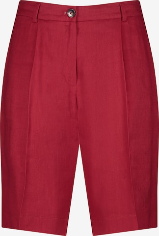 GERRY WEBER Regular Pleated Pants in Red: front