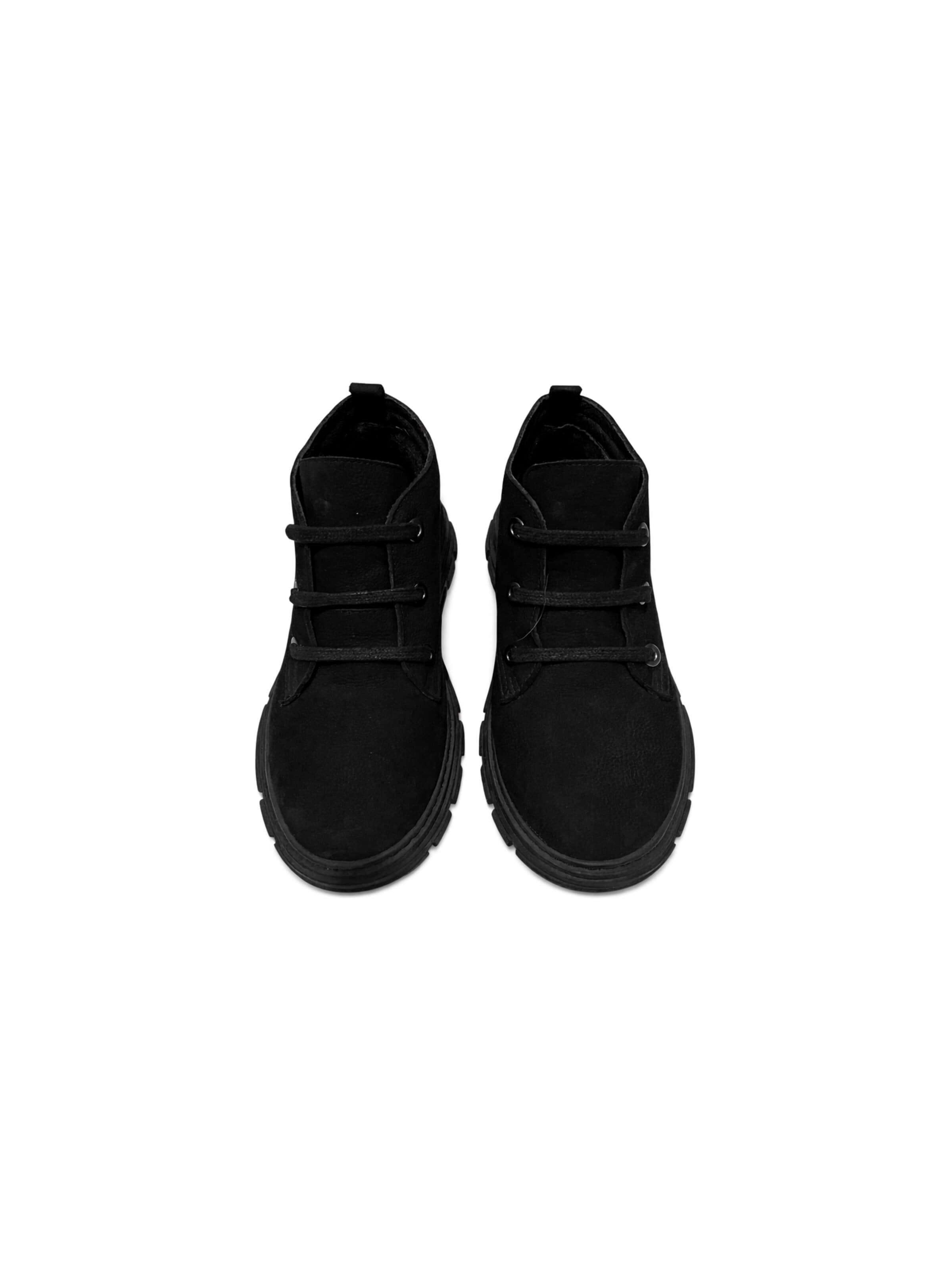 Lorévine Boots in Black