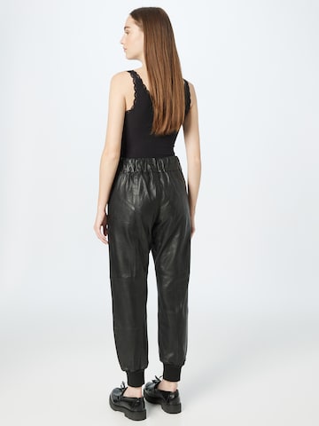 FREAKY NATION Tapered Broek in Zwart