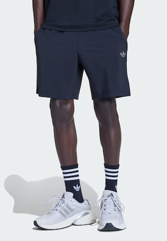 ADIDAS ORIGINALS Regular Broek 'Trefoil Essentials' in Zwart: voorkant